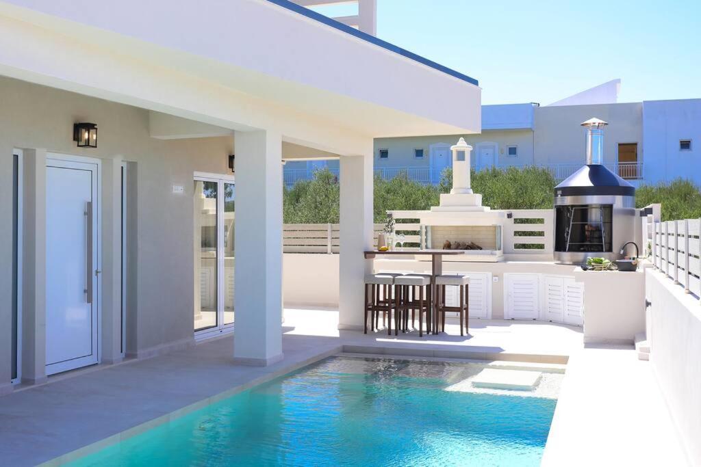 Villa Constantino With Heated Pool Kato Gouves Екстер'єр фото